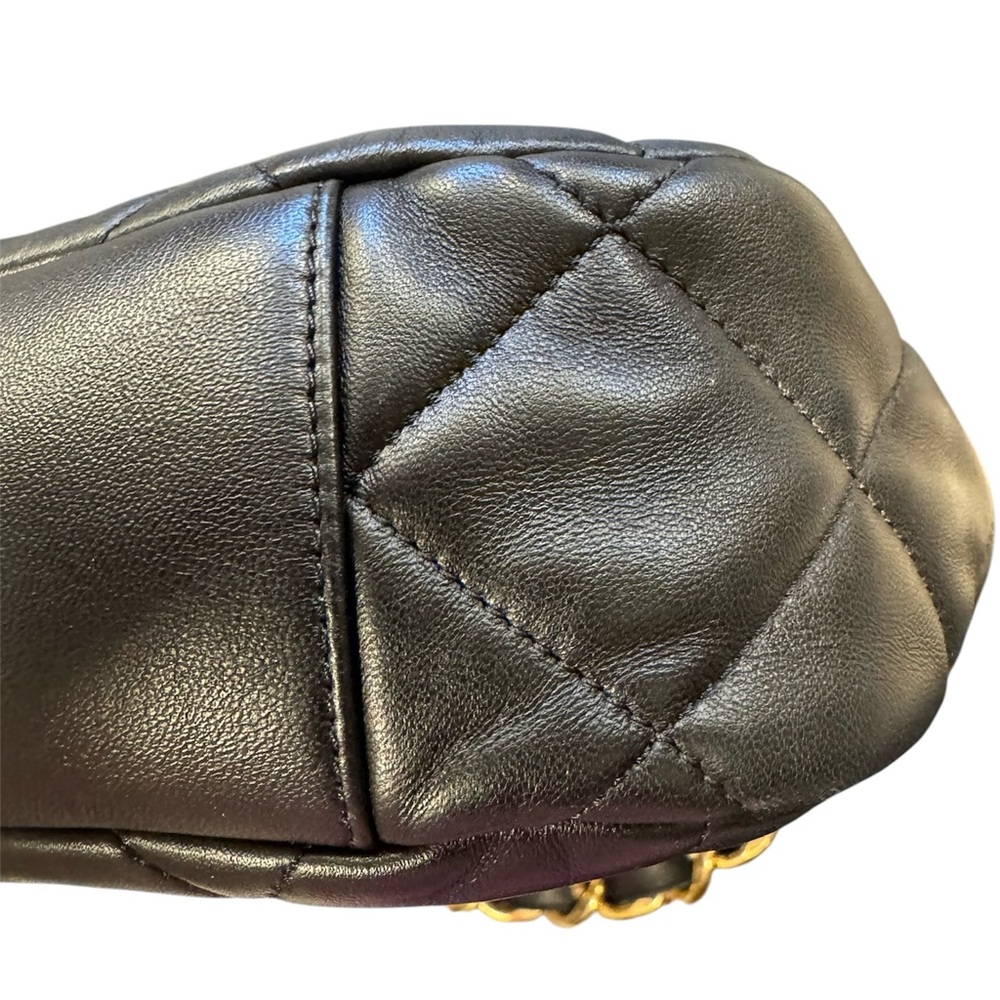 CHANEL Black and Gold Quilted Shoulder Bag with Iconic CC Logo - Picture 9 of 12